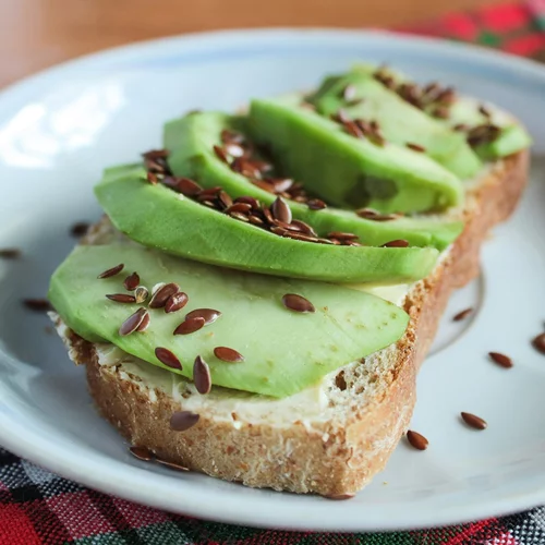 Λιναρόσπορος: 6 λόγοι για να τον προσθέσεις στα γεύματά σου