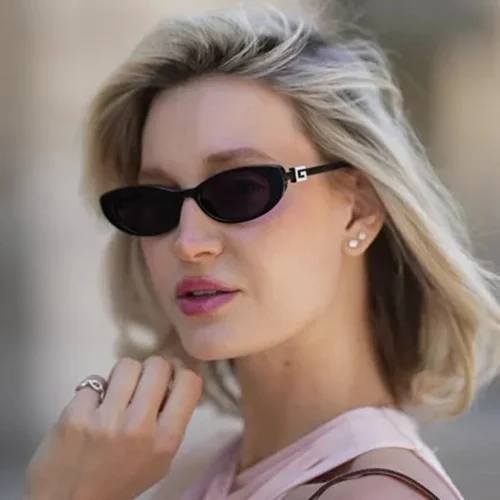 5 συνήθειες που ακολουθούν ευλαβικά οι beauty insiders για υγιή και λαμπερή επιδερμίδα το καλοκαίρι