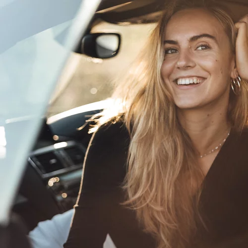 Η μικρή αλλαγή στα μαλλιά που κάνει κάθε εμφάνιση να δείχνει πιο μυστηριώδης