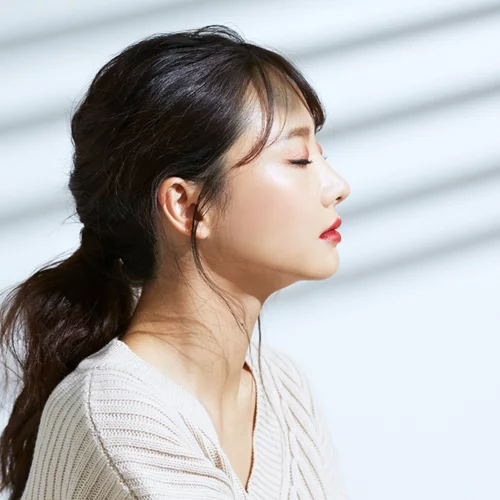 Έχεις κηλίδες από τον ήλιο; Τι πρέπει να αλλάξεις στη διατροφή σου