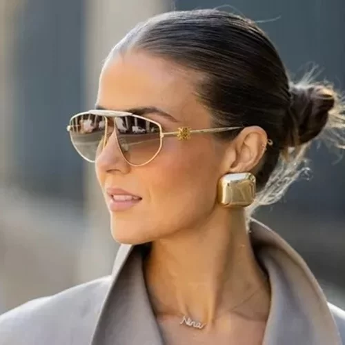 Viral τα messy buns στα μαλλιά! Δες βήμα - βήμα πώς θα τα κάνεις και εσύ