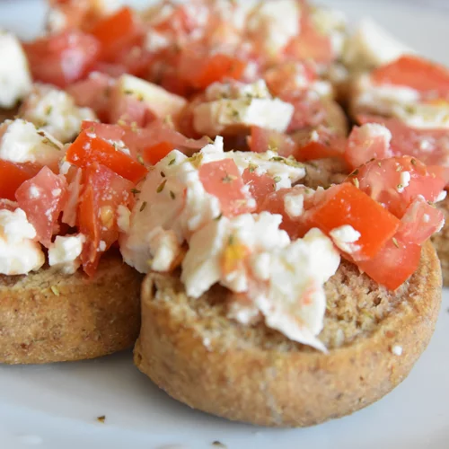 Παξιμάδι, φρυγανιές ή ψωμί; Τι να προτιμήσω αν θέλω να χάσω βάρος;