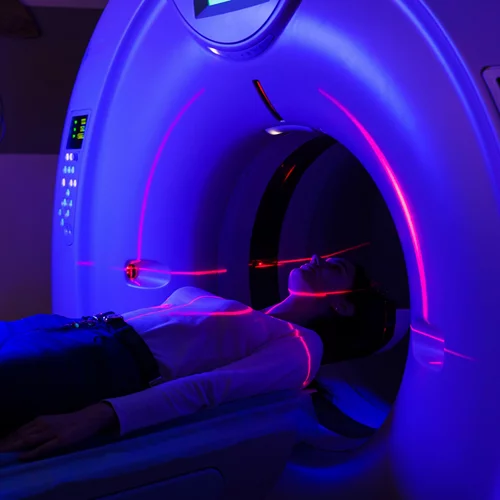 Η στερεοτακτική ακτινοθεραπεία σώματος έχει λιγότερη ακτινοβολία;