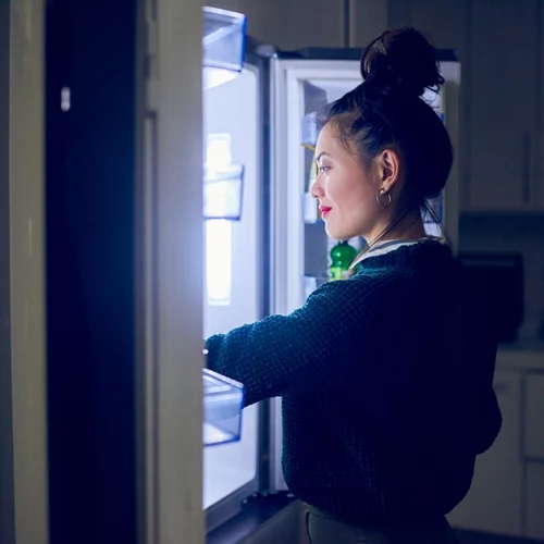 Αυτό είναι το χειρότερο που μπορείς να φας πριν πας για ύπνο