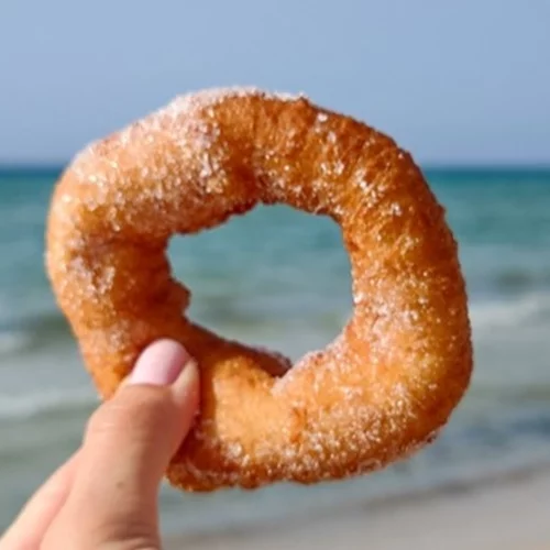 Λουκουμάδες: Η εύκολη συνταγή για να γίνουν τραγανοί και μαστιχωτοί