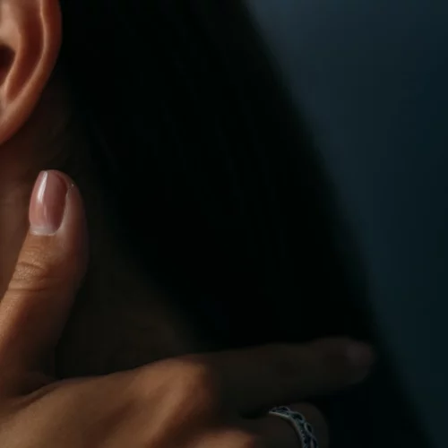 Γιατί πονάς στον αυχένα και τι μπορείς να κάνεις;