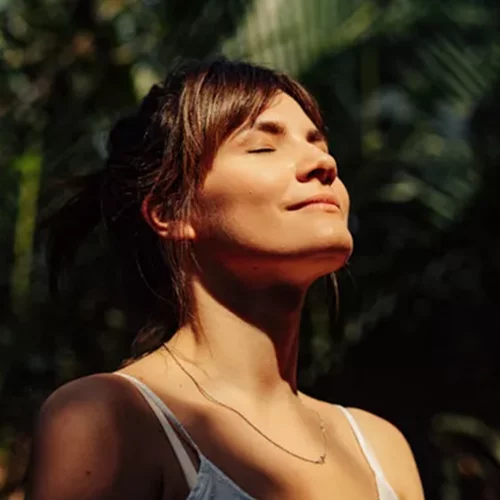 Πώς θα αποκτήσεις ενυδατωμένο δέρμα και λαμπερό πρόσωπο με ένα μόνο προϊόν