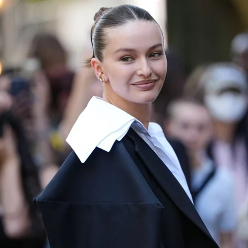 Οι 7 διαχρονικές συνήθειες ομορφιάς που σε κάνουν να δείχνεις νεότερη