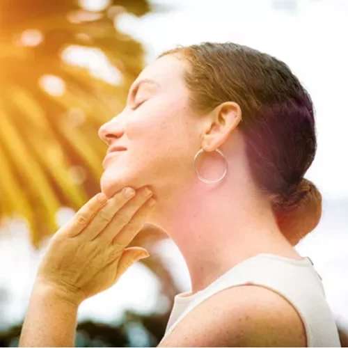 Γιατί δεν πρέπει να ξεχνάς ποτέ το αντηλιακό προσώπου