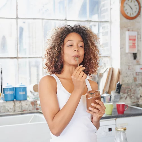 Οι "αθώες" συνήθειες που σε εμποδίζουν να απαλλαγείς απο το λίπος στην κοιλιά