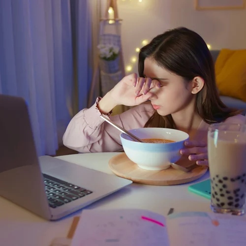 Οι τροφές που καταπολεμούν την κούραση