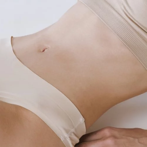 6 πράγματα που δείχνει το χρώμα της περιόδου σου για την υγεία σου