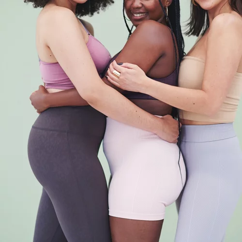 Body positivity: Νιώθεις χάλια με το σώμα σου; Αυτά τα τρικ θα το αλλάξουν!