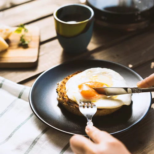 Τρως την πρωτεΐνη που πρέπει για να χάσεις βάρος; Και εύκολα σνακ πρωτεΐνης!
