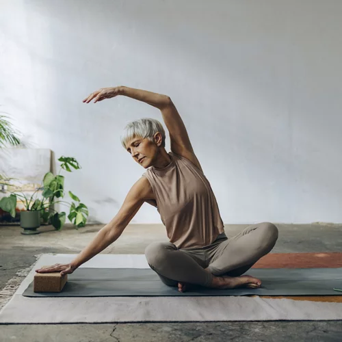 Πώς να αποφύγεις τις πτώσεις μετά τα 60 – Οι καλύτερες ασκήσεις ισορροπίας
