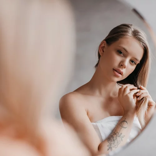 Οι 5 κορυφαίες τάσεις μαλλιών από το street style που θα κάνουν θραύση το 2024