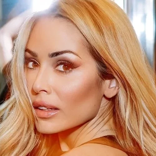 Ελένη Βουλγαράκη: Αυτή είναι η κορεάτικη κρέμα ματιών την οποία έχει λατρέψει