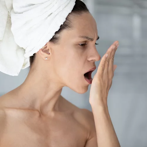 Βρήκαμε τρόπο για να γλιτώσεις από την κακοσμία στόματος