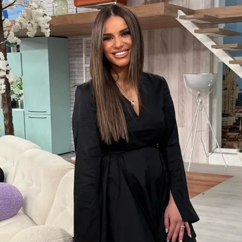 Ελένη Τσολάκη: H γυμναστική που κάνει για να χάσει τα κιλά της εγκυμοσύνης