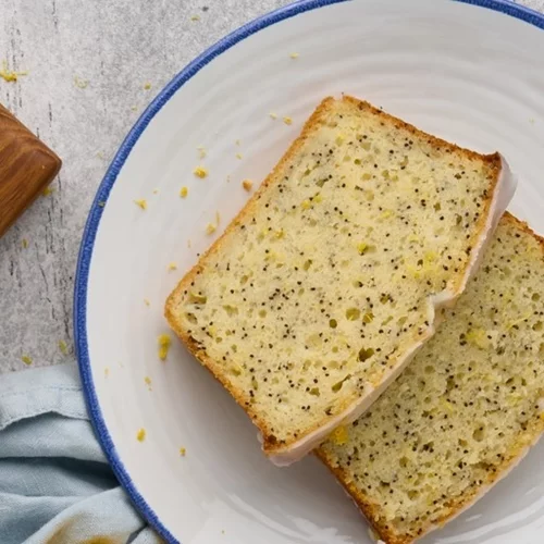Κέικ λεμονιού με βρώμη και παπαρουνόσπορο από τον διατροφολόγο