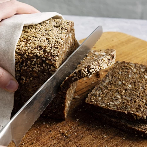 Το ψωμί χωρίς γλουτένη που λατρεύει η Εριέττα Κούρκουλου Λάτση – Και μπορείς να φτιάξεις εύκολα κι εσύ