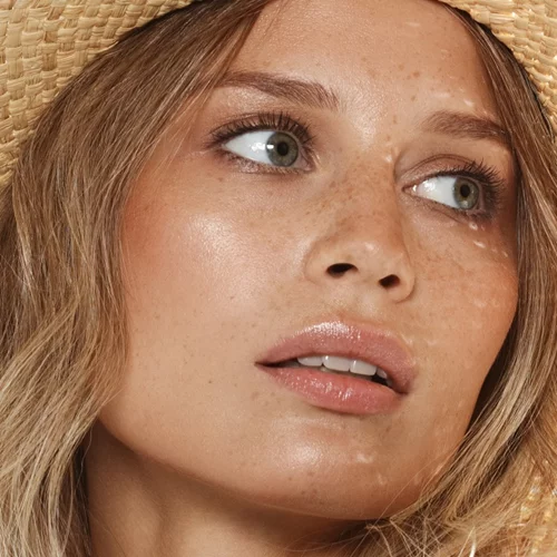 Καλοκαιρινές εκπτώσεις: Τα προϊόντα ομορφιάς που πρέπει να προλάβεις πριν γίνουν sold out