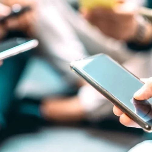 Το νέο τρικ για να κάνεις 'αδιάβαστο' το 'διαβάστηκε' στο WhatsApp