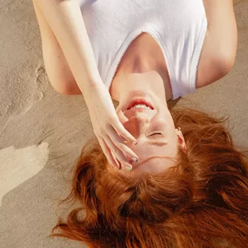 5 πράγματα που πρέπει να προσέξεις πριν αγοράσεις το φυσικό αντηλιακό σου