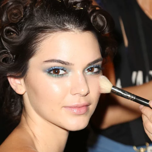 Πώς θα κάνεις το foundation να δείχνει σαν "second skin" στην επιδερμίδα