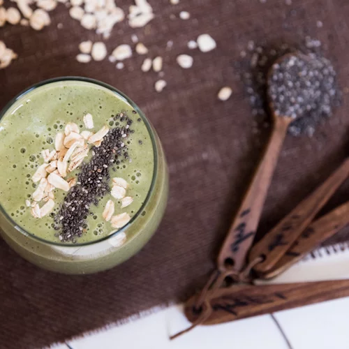 Τα φυσικά smoothies πρωτεΐνης και οι καλύτερες ιδέες για πρωινό που θα σε κρατήσει