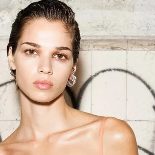 3 καφέ mascaras που αγαπώ και κοστίζουν κάτω από 10 ευρώ