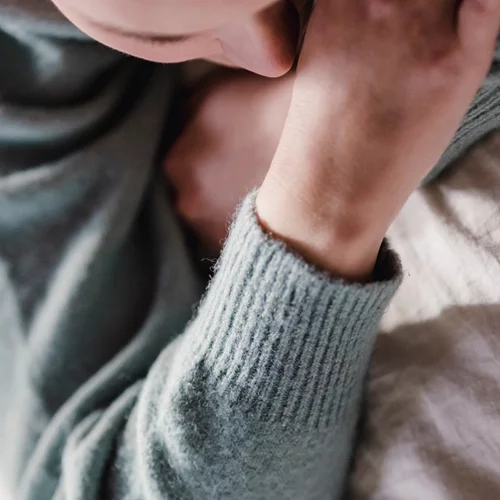 Λύκος: Συμβουλές για να ρυθμίσεις τα συμπτώματα της νόσου κάθε εποχή