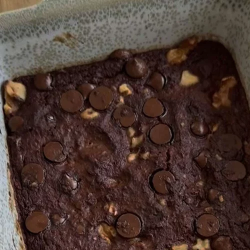 Φτιάξε το viral brownie του λεπτού με μόνο 4 υλικά!