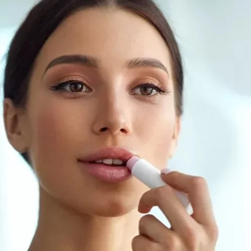 Τα καλύτερα lip balms που θα βρεις στο φαρμακείο της γειτονιάς σου