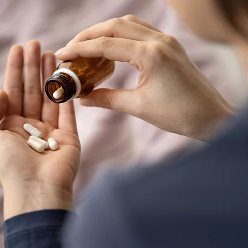 Λειτουργούν ή όχι; Τι λένε 20.000 ασθενείς για τα αντικαταθλιπτικά που παίρνουν – ποιοι επωφελούνται περισσότερο;