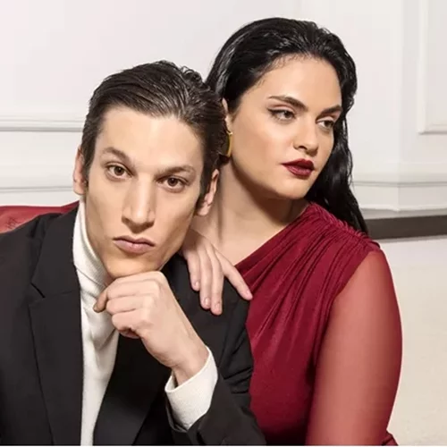 His & Hers: Η hairstyling ρουτίνα που θα σου χαρίσει το πιο εντυπωσιακό date night look