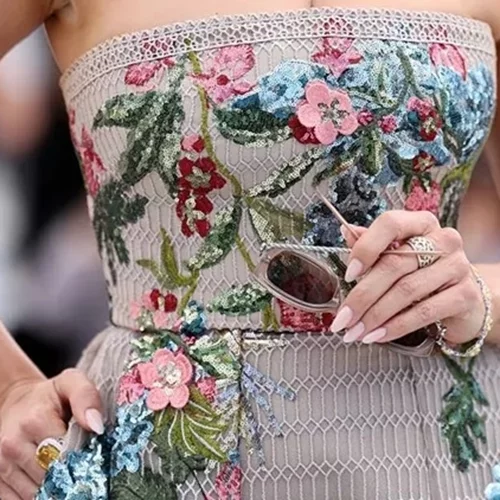 Η "γλυκιά" τάση νυχιών που θα αντικαταστήσει το καλοκαίρι τα "soap nails"