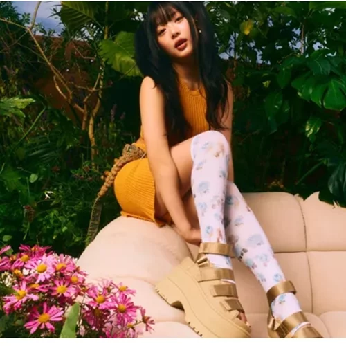 Τα πιο cool πέδιλα του καλοκαιριού έχουν την υπογραφή UGG