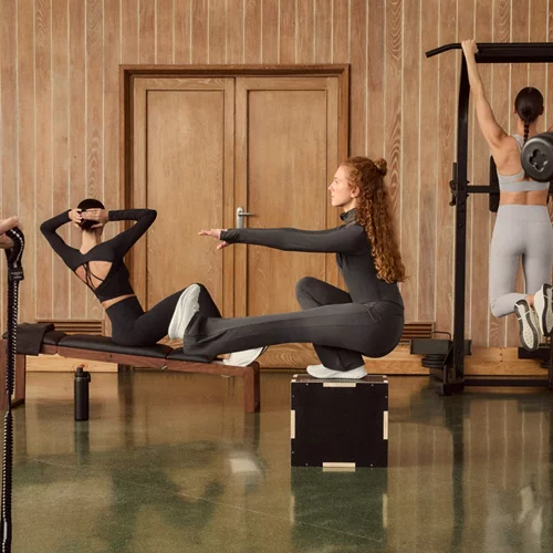 Back to Training: Η νέα κολεξιόν της Oysho φέρνει την απόλυτη άνεση στις προπονήσεις