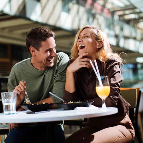 Οι ερωτήσεις που πρέπει να θέσεις στον σύντροφό σου για να περάσει η σχέση σας στο επόμενο στάδιο