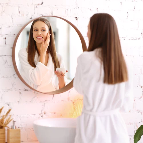 Τα 8 πιο περιζήτητα συστατικά στην αναζήτηση προϊόντων περιποίησης