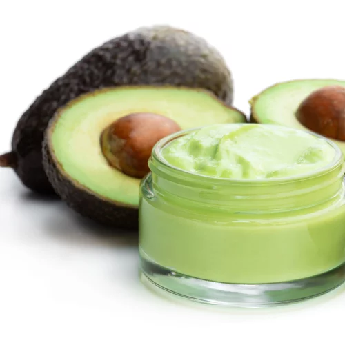 2 DIY μάσκες μαλλιών με έλαιο αβοκάντο που αξίζει να δοκιμάσεις