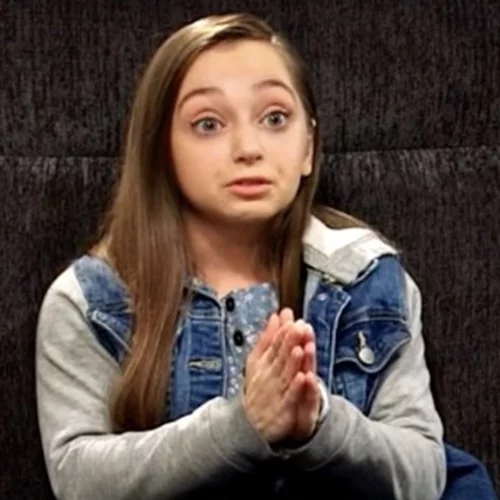 Sauna Rae: Η 22χρονη που ζει "παγιδευμένη" στο σώμα 8χρονου κοριτσιού