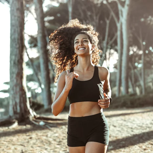 Αερόβιο πρόγραμμα: Kάψε 300 θερμίδες με 30' τρέξιμο