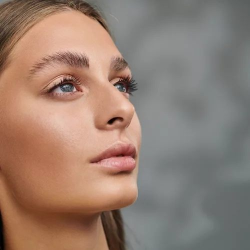 Σε αυτό το σημείο του προσώπου σχηματίζονται οι πρώτες ρυτίδες