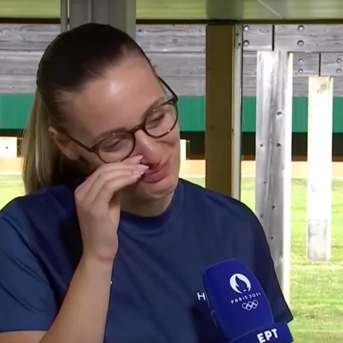 "Λύγισε" on camera η Άννα Κορακάκη: "Το παλέψαμε πάρα πολύ"