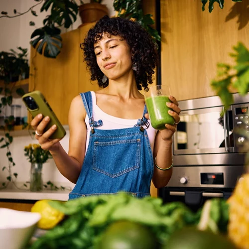 3 ροφήματα για αποτοξίνωση και λάμψη που κάνουν θαύματα στην επιδερμίδα σου