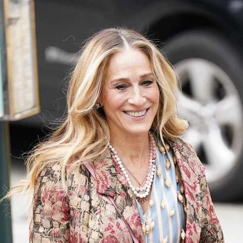 Επιδερμίδα μετά τα 50 | Τα 5 SOS tips της περιποίησης στην εμμηνόπαυση