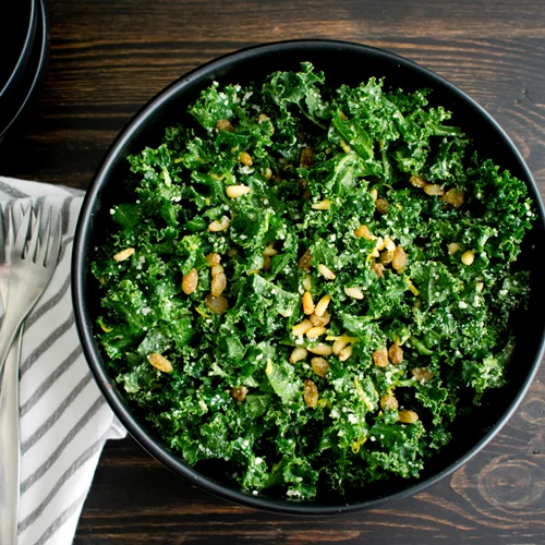 Πηγές βιταμίνης Κ1 και βιταμίνης Κ2: Πώς θα εμπλουτίσεις τη διατροφή σου