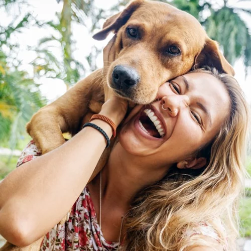 Τα οικόσιτα ζώα κάνουν καλό στην υγεία μας (Ναι, ακόμη και τα χρυσόψαρα!)